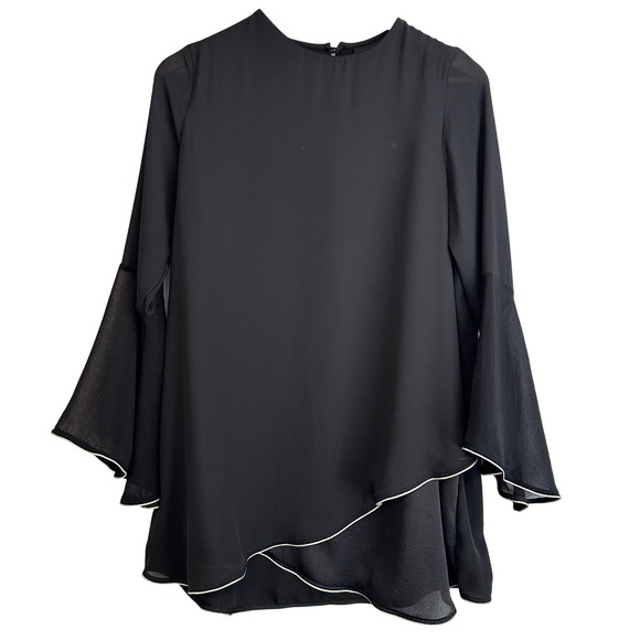 NEW Analili Bell Sleeve Asymmetrical Hem Tunic Top Womens M Black Whimsigoth